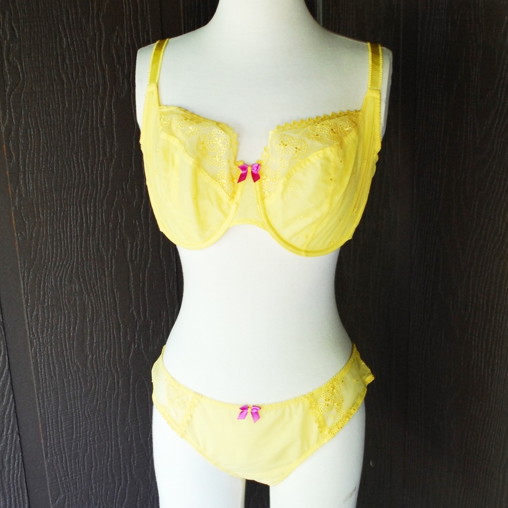NWOT 38F Cleo by Panache Yellow Lucy Bra Set